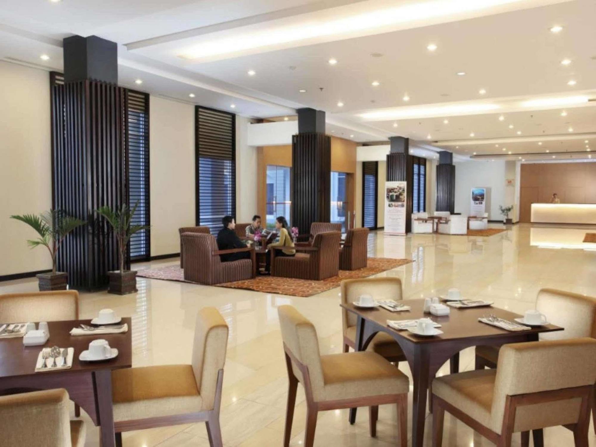 Swiss-Belinn Pangkalanbuun Eksteriør bilde